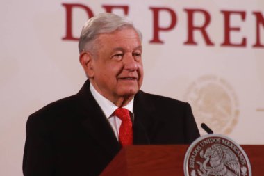 13 Aralık 2023 'te Mexico City, Meksika' da Meksika Başkanı Andres Manuel Lopez Obrador, Ulusal Saray 'da basın önünde basın toplantısı düzenledi.