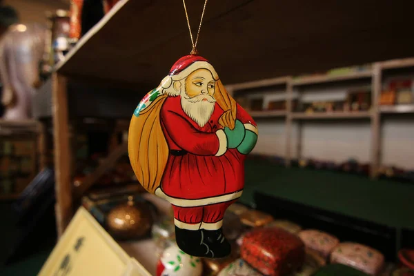 December 2023 Srinagar Kashmir India Christmas Ornaments Including Santa Claus — Stock Photo, Image