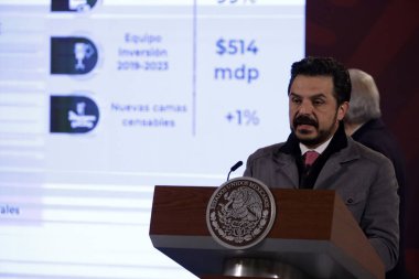 19 Aralık 2023, Mexico City, Meksika Sosyal Güvenlik Enstitüsü müdürü Zoe Robledo ve Meksika Devlet Başkanı Andres Manuel Lopez Obrador Mexico City 'deki Ulusal Saray' da düzenlenen basın toplantısında