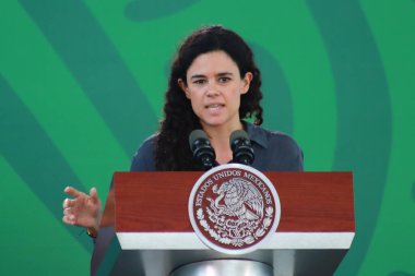 20 Aralık 2023, Acapulco, Meksika İçişleri Bakanlığı başkanı Luisa Maria Alcalde, Meksika Cumhurbaşkanı Lopez Obrador 'un brifing konferansı sırasında konuşma yaptı.
