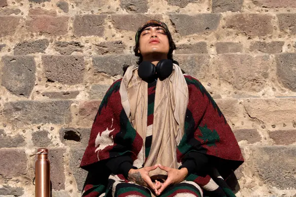 March 2024 State Mexico Mexico Woman Meditates Spring Equinox Archaeological — Stock Photo, Image