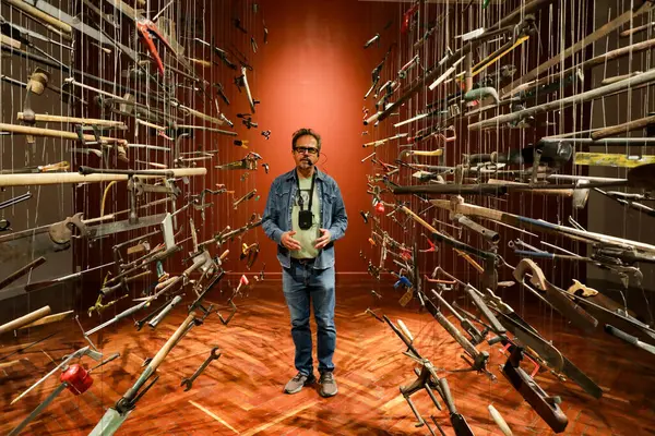 April 2024 Mexico Stad Mexico Kunstenaar Damian Ortega Poseert Tijdens Stockfoto