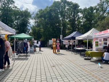 Teplice Letna Çek Cumhuriyeti, 01.09.23. Charity Fair, Çekçe çevirisi: 