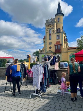 Teplice Letna Çek Cumhuriyeti, 01.09.23. Charity Fair, Çekçe çevirisi: 