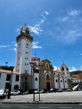 İspanya 'nın Candelaria, Tenerife, Kanarya Adaları Kraliyet Marian Tapınağı Bazilikası. Yüksek kalite fotoğraf