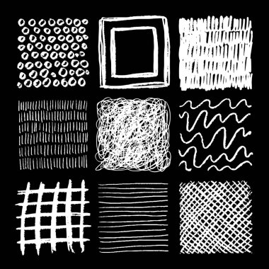 Tebeşir darbesi izi. Beyaz pastel karalama. Tebeşirle çizilmiş el çizimi doku. Çapraz ya da paralel kapak. Beyaz grunge arka planlar. Vektör kare kuluçka şekilleri ayarlandı