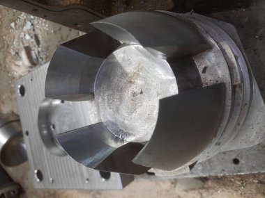 Metal torna ve makine