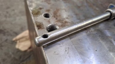 Atölyenin metal kısmı.