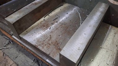 Parktaki eski ahşap bank.