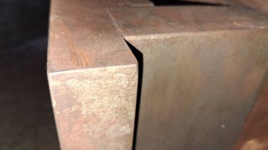 Pencereli ahşap duvar