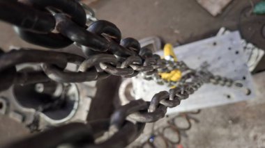 Eski paslı zincir zinciri