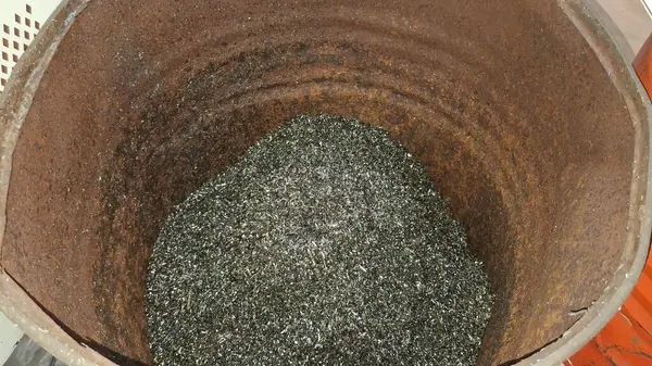 Piyasada siyah beyaz tuz