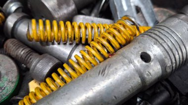 Araba motoru, görüntüyü kapat