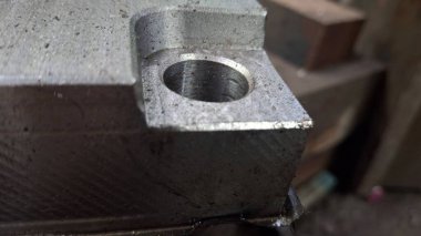 Masadaki metal plaka.