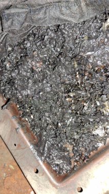 ızgara ve ızgara ile siyah kömür.