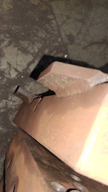 Metal paslı metal boru