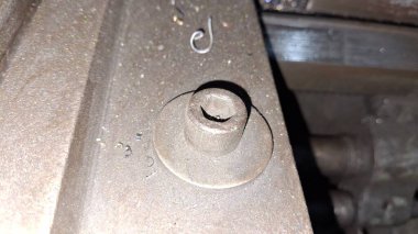 araba motoru parçaları ve parçaları