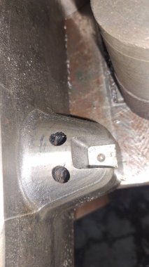 Bir araba motorunu kapat