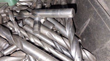 Araba için metal boru