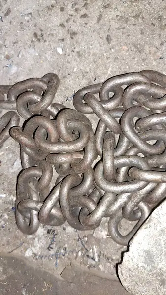 Şehrin eski kasabasında zincir