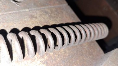 Bir araba tekerleğini kapat.