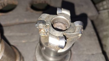 eski metal motor vanası.