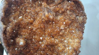 Bir parça ekmeği kapat.