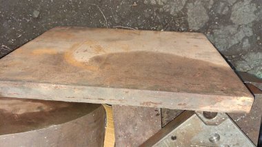 Demir paslı demir ve demir.