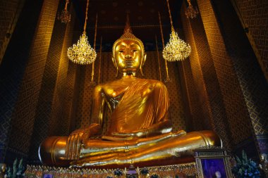 Buda 'nın heykeli, Tayland' ın Chiang Mai bölgesindeki Buda 'nın altın Buda tapınağı..
