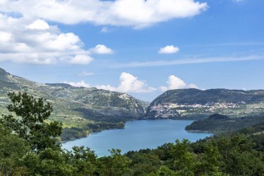 Abruzzo Ulusal Parkı, Lazio ve Molise (İtalya) - Barrea Gölü