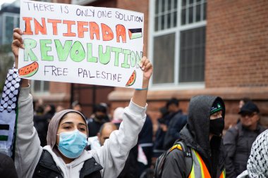 Toronto Ontario Kanada 10 09 2023 Filistin halkı Toronto Ontario Kanada 'da düzenlenen mitingde İsrail' e karşı Gazze 'deki savaşı protesto etti 