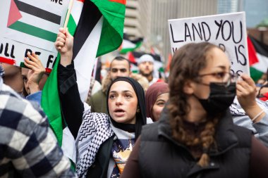 Toronto Ontario Kanada 10 09 2023 Filistin halkı Toronto Ontario Kanada 'da düzenlenen mitingde İsrail' e karşı Gazze 'deki savaşı protesto etti 