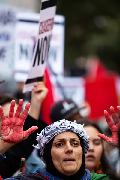 Toronto Ontario Canada Manifestanti Una Manifestazione Palestinese Toronto Canada Contro Immagine Stock