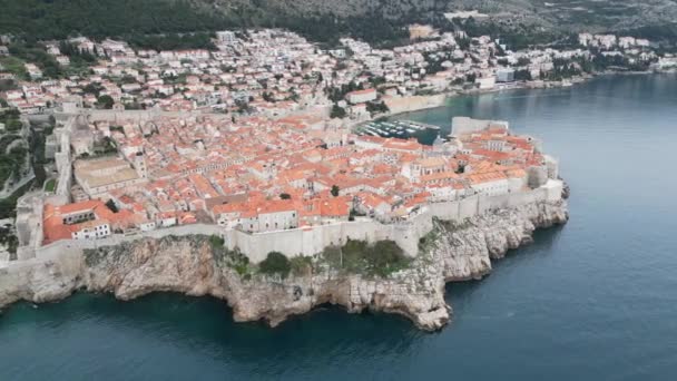 Tarihsel Olarak Değerli Eski Dubrovnik Kasabası Nanılmaz Fayanslı Binalar Eski — Stok video