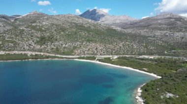 Adriyatik Denizi 'nin inanılmaz güzel kıyıları. Hırvatistan 2024.