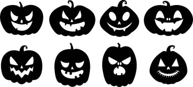 Siyah Dolgu Şirin Cadılar Bayramı Balkabağı ikonları. Gülen çizgi film feneri yüzleri. Balkabağı şeklinde bir Cadılar Bayramı karakteri. Şeffaf arkaplanda izole edilmiş Cadılar Bayramı kabağı günü sembolü.