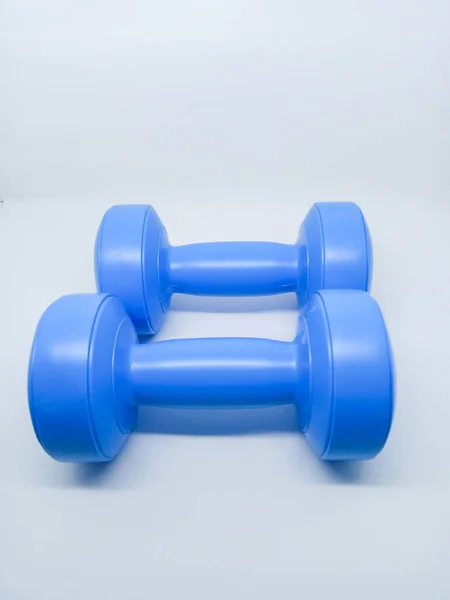 Niebieski Kolor 1Kg Siłownia Dumble Fitnessu Białym Tle — Zdjęcie stockowe