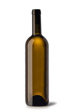 Bordolese kataratosu. Beyaz arka planda izole edilmiş bir şişe şarap.