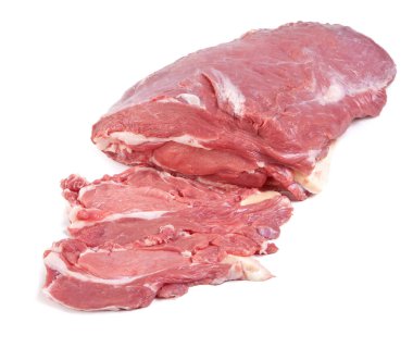 Dana Kısa Fileto - Çiğ Et - Beyaz Arkaplanda İzole Edildi