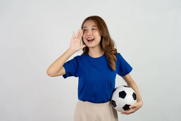 Feliz Asiática Fanática Del Fútbol Enviando Apoyo Equipo Favorito Con — Foto de Stock