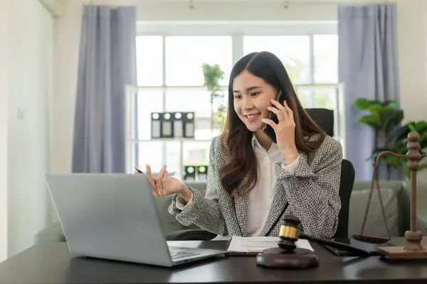 Asian Female Accountant Talking Phone She Salesperson Startup Company Calling — Stock Photo, Image