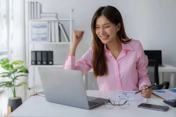 Happy Asian Woman Celebrates Success Raising Her Arms Front Laptop — Stock Photo, Image