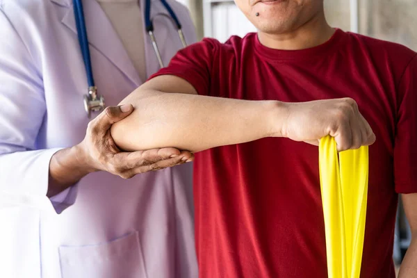 Asian Male Patient Doing Physical Therapy Caregiver Attractive Caregiver Helping — Stock Photo, Image
