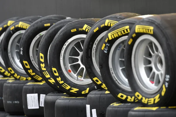 Scarperia Italy October 2022 Yellow Pirelli Tires Mounted Alloy Wheels — Stock Photo, Image