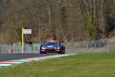 Scarperia, 23 Mart 2023: Audi R8 LMS GT3 HAAS takımının EVO II 'si, İtalya' daki Mugello Pisti 'nde yapılan 12: 00 Hankook Yarışı sırasında Detry-Vervisch tarafından kullanıldı..