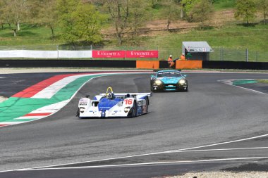 Scarperia, 2 Nisan 2023: MG-Lola EX257 yıl 2004 Mugello Classic 2023 tarihinde İtalya 'daki Mugello Circuit.