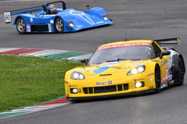 Scarperia, 2 Nisan 2023: Chevrolet Corvette C6 ZR1 yıl 2010 Mugello Classic 2023 'te İtalya Mugello Pisti' nde.