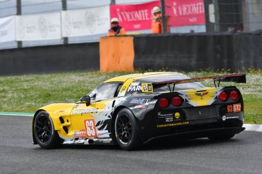 Scarperia, 2 Nisan 2023: Chevrolet Corvette C6 ZR1 yıl 2010 Mugello Classic 2023 'te İtalya Mugello Pisti' nde.