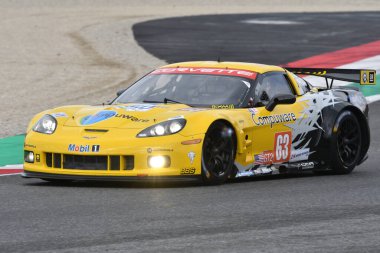 Scarperia, 2 Nisan 2023: Chevrolet Corvette C6 ZR1 yıl 2010 Mugello Classic 2023 'te İtalya Mugello Pisti' nde.