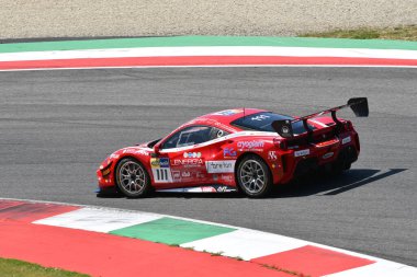 Scarperia, 7 Temmuz 2023: Demarchi Luca ve Patrinicola Simone 'un en iyi LAP SSD sürücüsü Ferrari 488 Mugello Pisti' ndeki İtalya Şampiyonası antrenmanı sırasında görev başındaydı. İtalya.